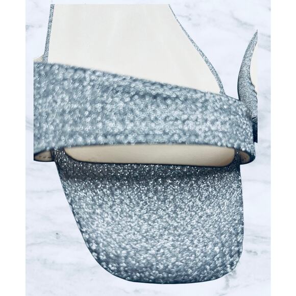 Benjamin Walk Lilibet Touch Ups Silver Heels 6.5 M
Glitter Evening Shoes - Picture 2 of 11